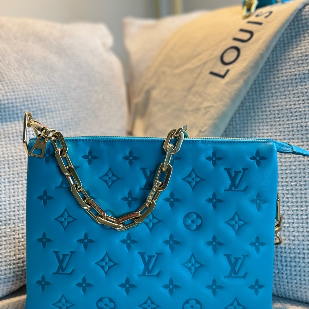 Louis Vuitton Monogram Coussin PM💎